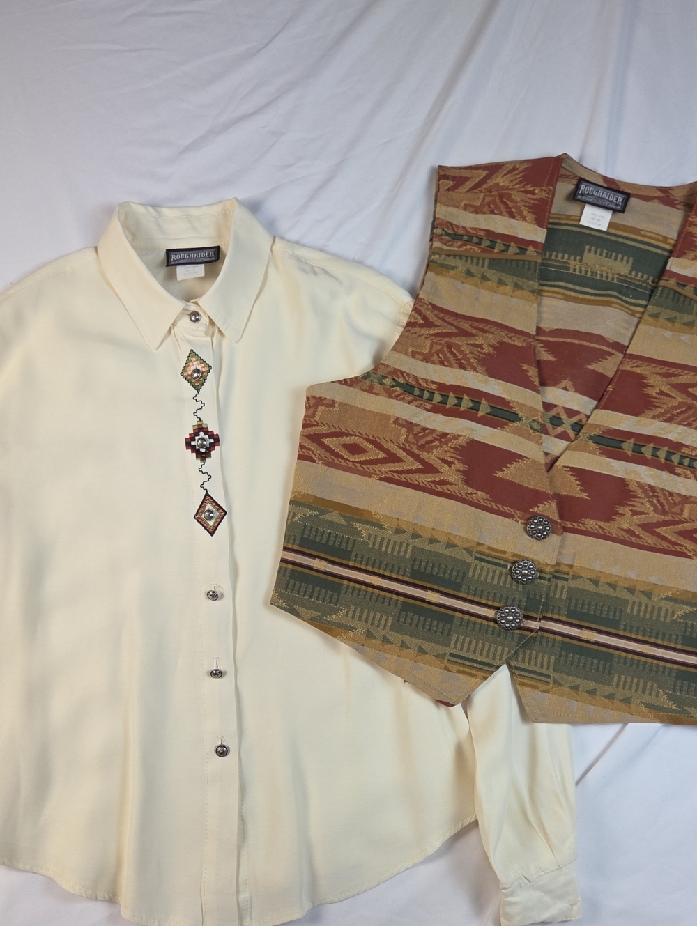 VTG RoughRider Cream Embroidered Western Boho Rodeo Blouse & Vest Set Sz Medium